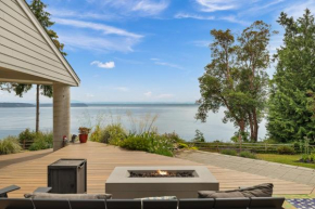 Kingston Home with Magnificent Ocean Views!